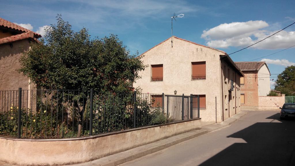 Guest House Joaco Mansilla Mayor Bagian luar foto